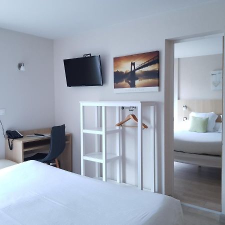 Le Chabi Hotell Abondance Eksteriør bilde