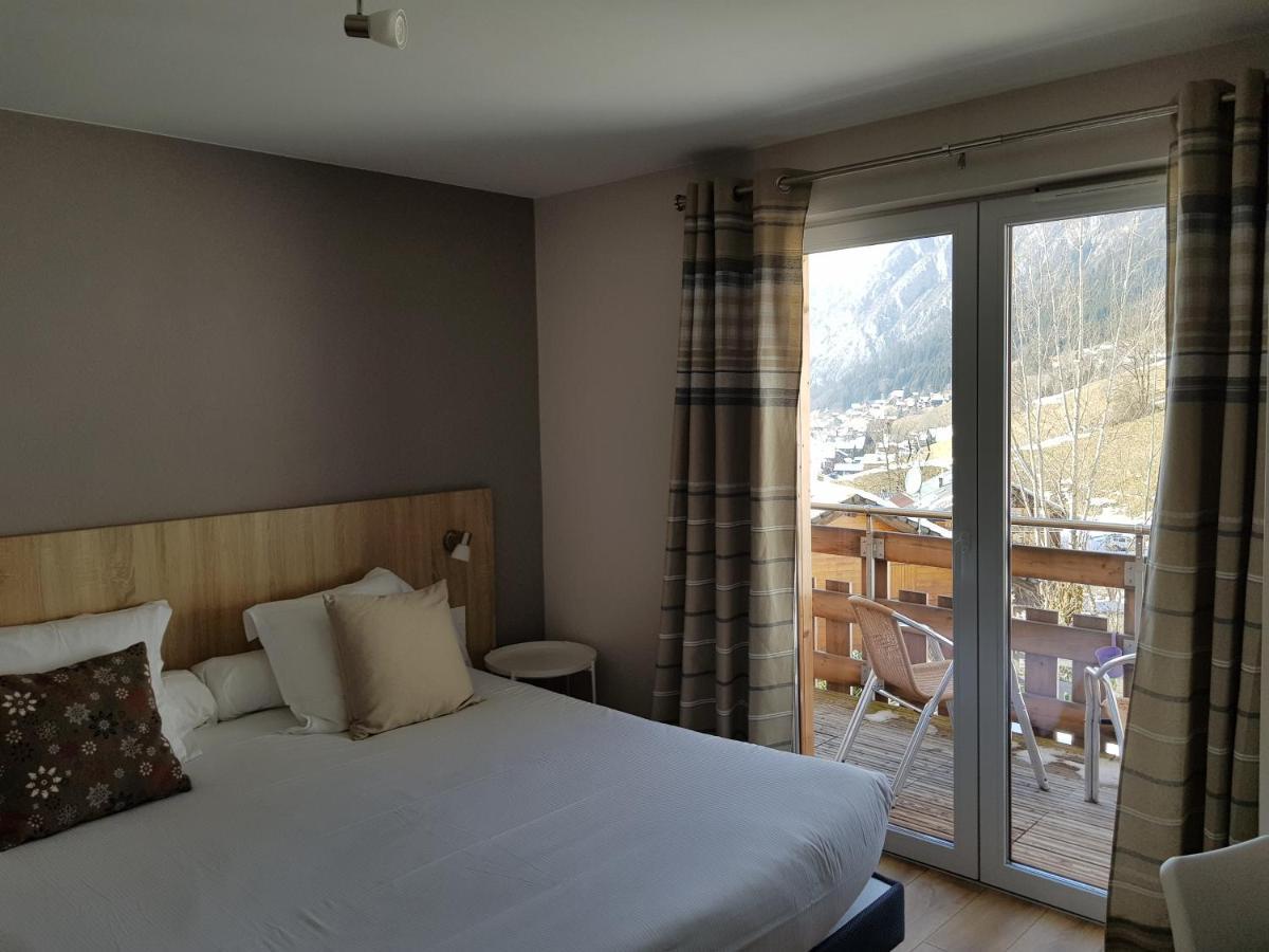 Le Chabi Hotell Abondance Eksteriør bilde